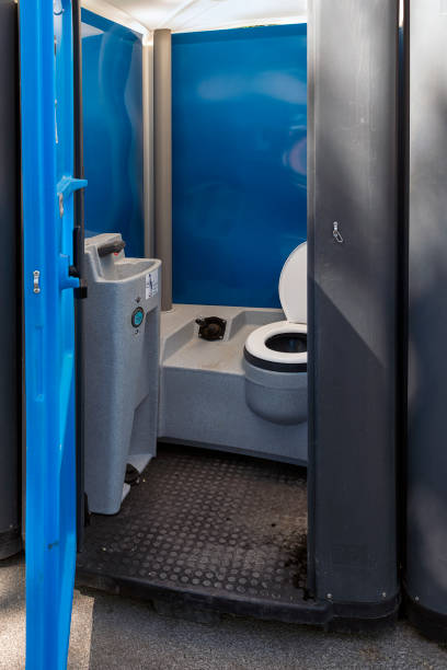 Portable Toilet Options We Offer in Danielson, CT